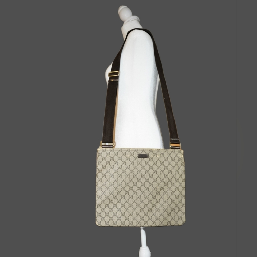 AUTHENTIC GUCCI Beige and Brown Crossbody Bag